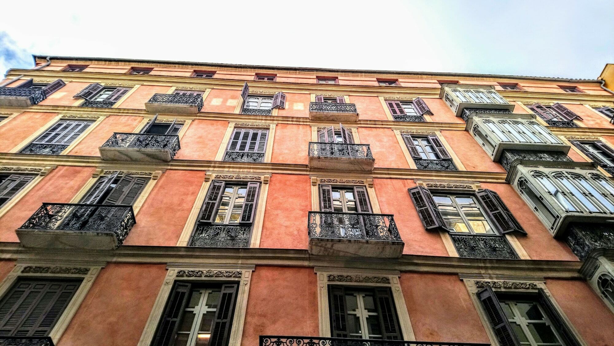 Lemonsuites Mercato Malaga Exterior photo